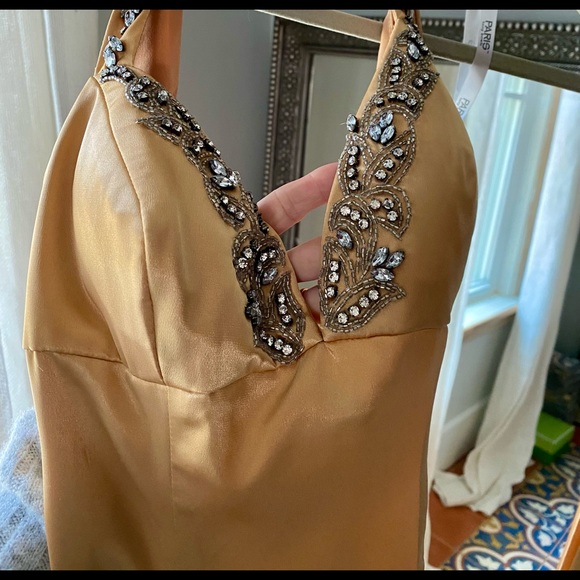 Tony Bowls gown - Picture 3 of 16